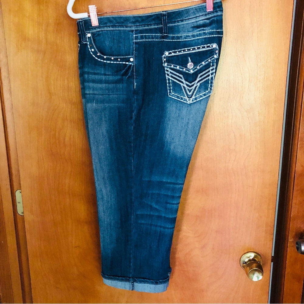 Denim capris by: EarlJean